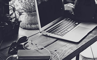 彩客网官网app-唐斯：那个唐斯已经死于4月13日 灵魂随母亲而去了