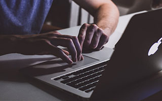 彩客网官网app-唐斯：那个唐斯已经死于4月13日 灵魂随母亲而去了